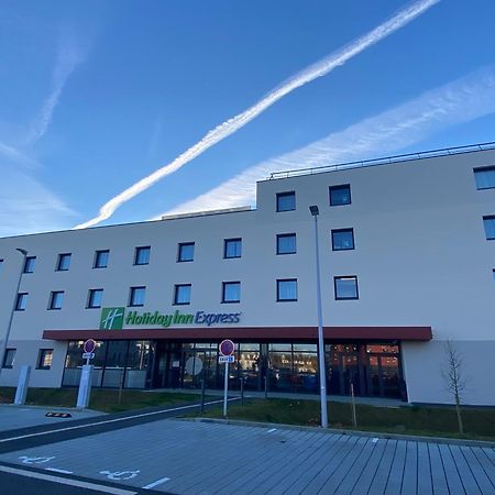 Holiday Inn Express Caen Epron By Ihg Екстериор снимка